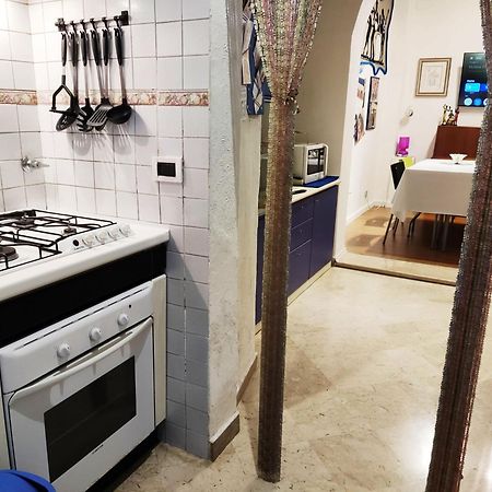 Holiday Jeans Apartment Рим Экстерьер фото